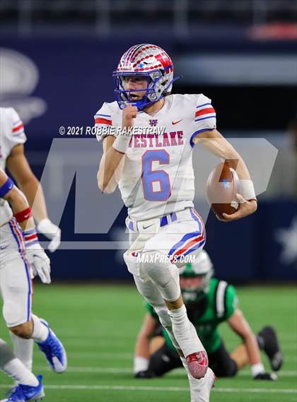 Thumbnail 1 in Westlake vs. Southlake Carroll (UIL 6A Division 1 Final) photogallery.