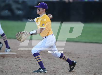 Thumbnail 2 in Liberty Union vs Bloom-Carroll photogallery.