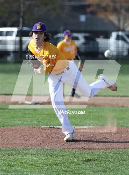 Thumbnail 3 in Liberty Union vs Bloom-Carroll photogallery.