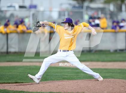 Thumbnail 2 in Liberty Union vs Bloom-Carroll photogallery.