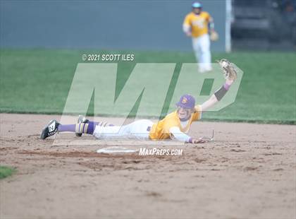 Thumbnail 2 in Liberty Union vs Bloom-Carroll photogallery.