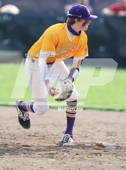 Thumbnail 2 in Liberty Union vs Bloom-Carroll photogallery.