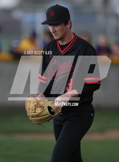 Thumbnail 3 in Liberty Union vs Bloom-Carroll photogallery.