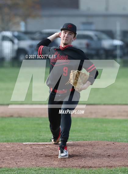 Thumbnail 2 in Liberty Union vs Bloom-Carroll photogallery.