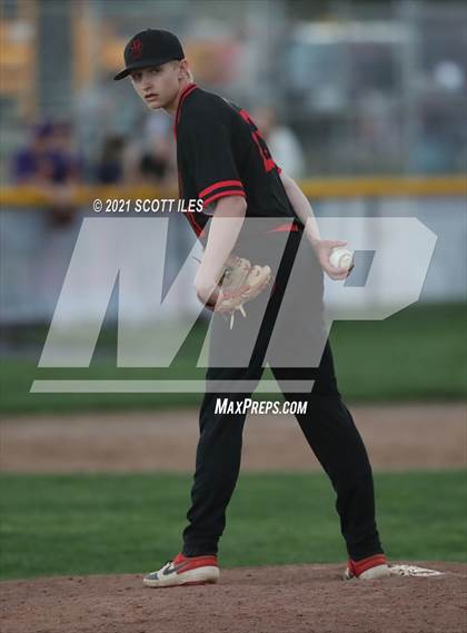 Thumbnail 2 in Liberty Union vs Bloom-Carroll photogallery.