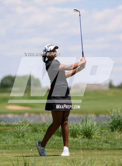 Thumbnail 2 in CHSAA 5A Finals - Day 2 photogallery.