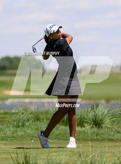 Thumbnail 1 in CHSAA 5A Finals - Day 2 photogallery.
