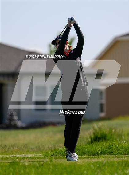 Thumbnail 1 in CHSAA 5A Finals - Day 2 photogallery.
