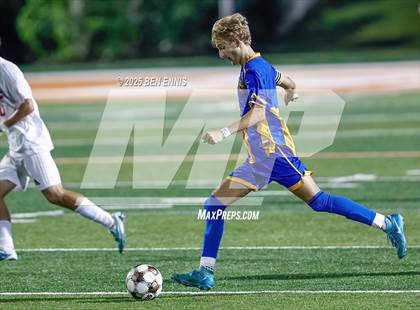 Thumbnail 3 in Lake Oconee Academy vs. Atkinson County (GHSA Class A Division II Championship) photogallery.