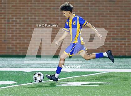 Thumbnail 2 in Lake Oconee Academy vs. Atkinson County (GHSA Class A Division II Championship) photogallery.