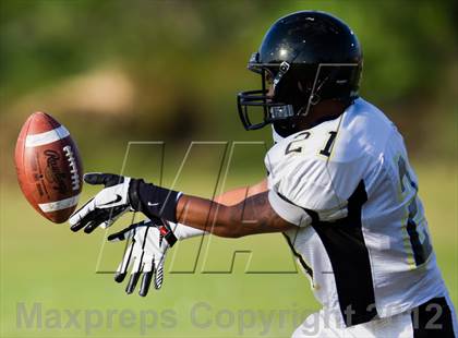 Thumbnail 3 in Mount Carmel Academy vs. Brazosport Christian photogallery.