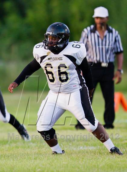 Thumbnail 3 in Mount Carmel Academy vs. Brazosport Christian photogallery.