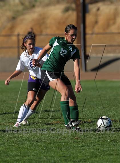 Thumbnail 2 in Sonoma Academy vs Middletown (CIF NCS D3 Final) photogallery.