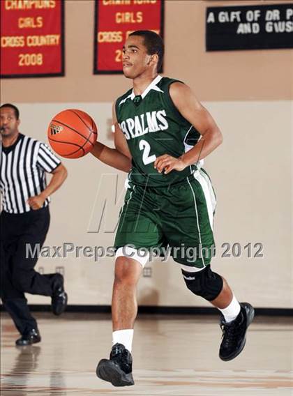Thumbnail 2 in Twentynine Palms vs. Thousand Oaks (MaxPreps Holiday Classic) photogallery.