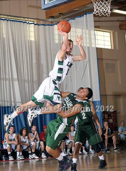 Thumbnail 1 in Twentynine Palms vs. Thousand Oaks (MaxPreps Holiday Classic) photogallery.
