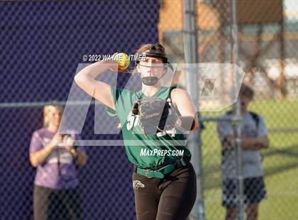 Thumbnail 2 in Bishop Brossart vs Campbell Co. (37th District Championship) photogallery.