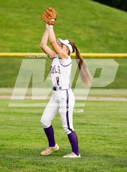 Thumbnail 1 in Bishop Brossart vs Campbell Co. (37th District Championship) photogallery.