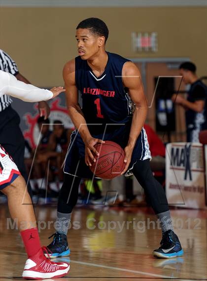 Thumbnail 2 in Leuzinger vs. Orange Lutheran (MaxPreps Holiday Classic) photogallery.