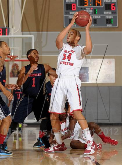 Thumbnail 2 in Leuzinger vs. Orange Lutheran (MaxPreps Holiday Classic) photogallery.