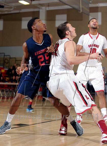 Thumbnail 3 in Leuzinger vs. Orange Lutheran (MaxPreps Holiday Classic) photogallery.