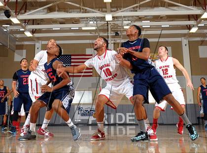 Thumbnail 2 in Leuzinger vs. Orange Lutheran (MaxPreps Holiday Classic) photogallery.