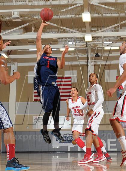 Thumbnail 1 in Leuzinger vs. Orange Lutheran (MaxPreps Holiday Classic) photogallery.