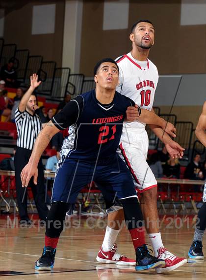 Thumbnail 1 in Leuzinger vs. Orange Lutheran (MaxPreps Holiday Classic) photogallery.