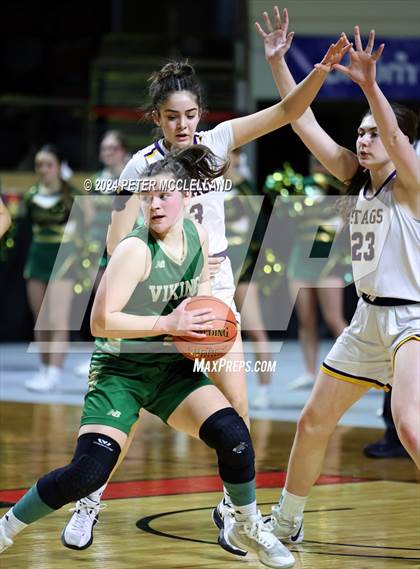 Thumbnail 1 in Cheverus vs Oxford Hills (MPA Class AA Regional Final) photogallery.