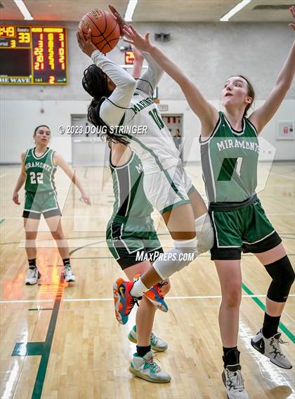 Thumbnail 2 in Miramonte @ Moreau Catholic photogallery.