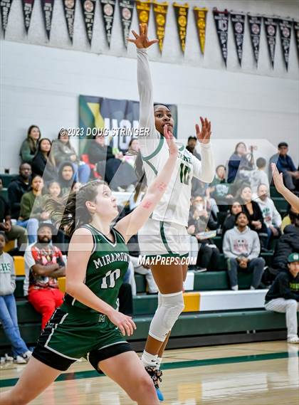 Thumbnail 2 in Miramonte @ Moreau Catholic photogallery.