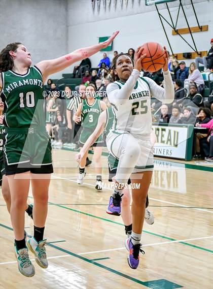 Thumbnail 3 in Miramonte @ Moreau Catholic photogallery.