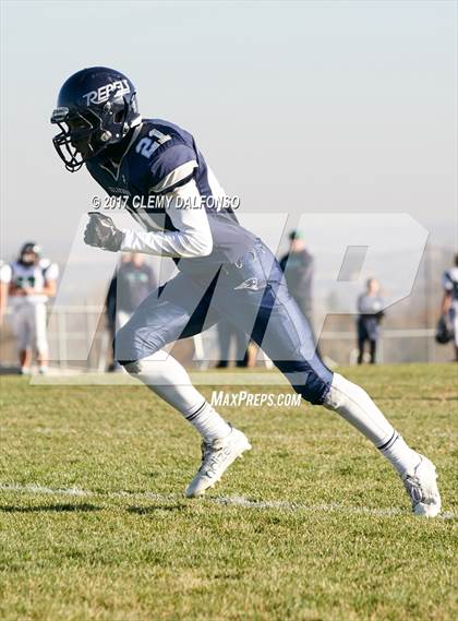 Thumbnail 2 in JV: ThunderRidge @ Columbine photogallery.