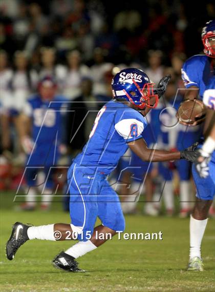 Thumbnail 3 in Crespi @ Serra photogallery.