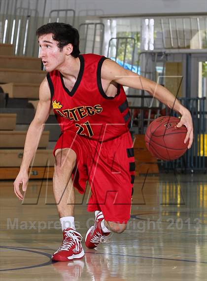 Thumbnail 2 in Palm Desert vs Palm Springs (MaxPreps Holiday Classic) photogallery.