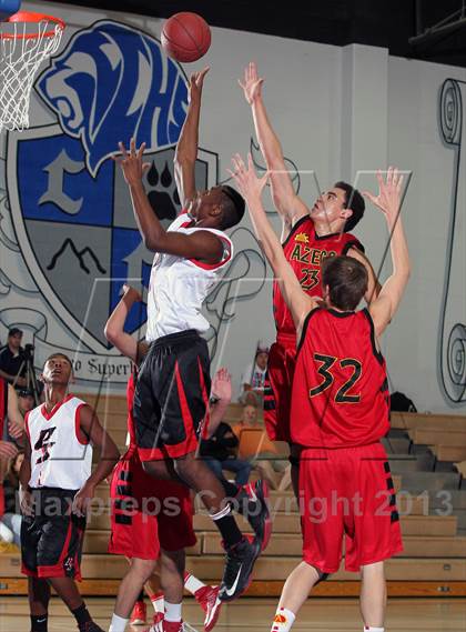 Thumbnail 2 in Palm Desert vs Palm Springs (MaxPreps Holiday Classic) photogallery.