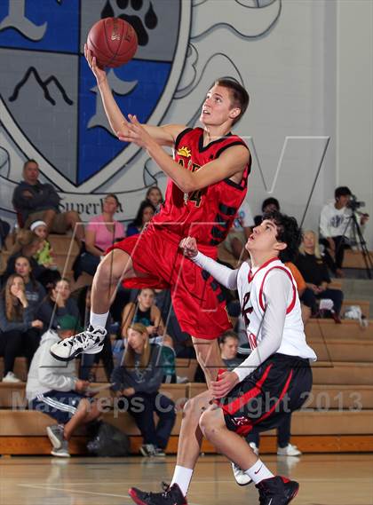 Thumbnail 3 in Palm Desert vs Palm Springs (MaxPreps Holiday Classic) photogallery.