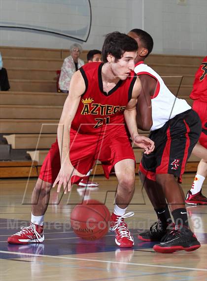 Thumbnail 2 in Palm Desert vs Palm Springs (MaxPreps Holiday Classic) photogallery.