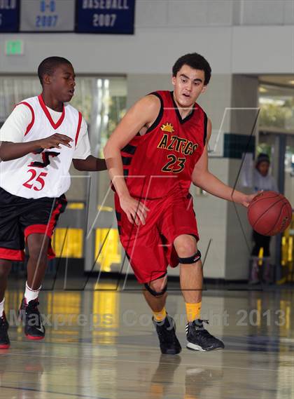 Thumbnail 1 in Palm Desert vs Palm Springs (MaxPreps Holiday Classic) photogallery.