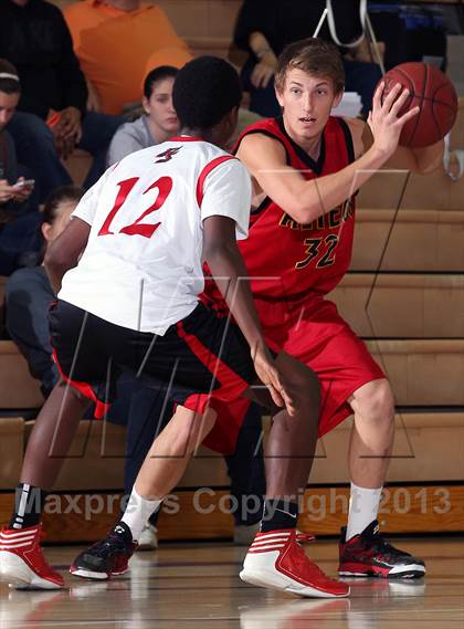 Thumbnail 3 in Palm Desert vs Palm Springs (MaxPreps Holiday Classic) photogallery.