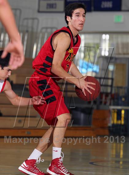 Thumbnail 1 in Palm Desert vs Palm Springs (MaxPreps Holiday Classic) photogallery.