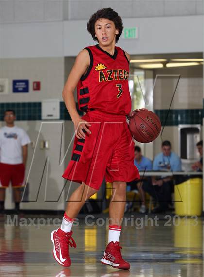 Thumbnail 2 in Palm Desert vs Palm Springs (MaxPreps Holiday Classic) photogallery.