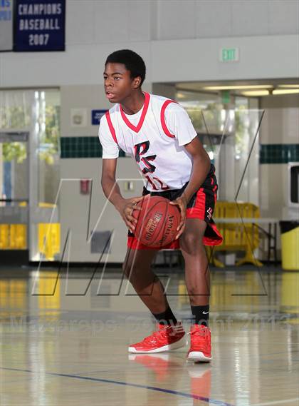 Thumbnail 1 in Palm Desert vs Palm Springs (MaxPreps Holiday Classic) photogallery.