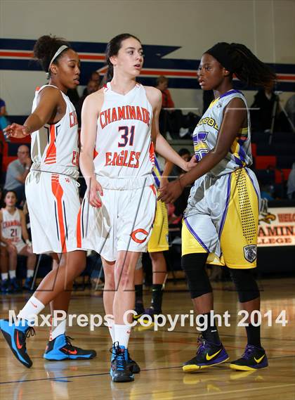 Thumbnail 2 in Lynwood @ Chaminade (CIF SS Open Division Playoff) photogallery.