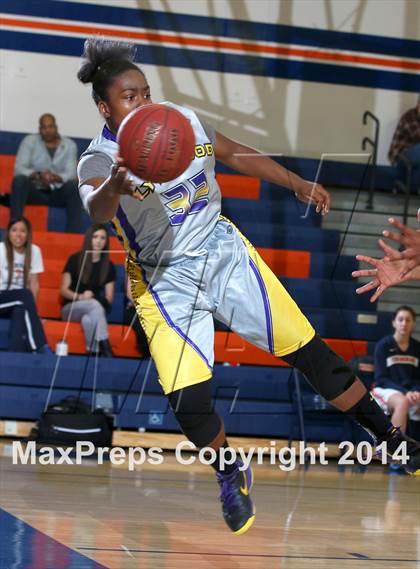 Thumbnail 3 in Lynwood @ Chaminade (CIF SS Open Division Playoff) photogallery.