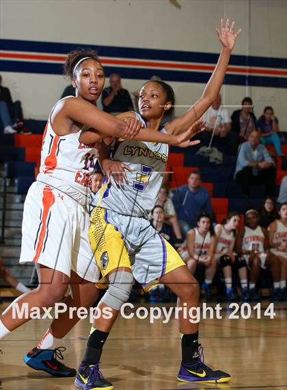 Thumbnail 2 in Lynwood @ Chaminade (CIF SS Open Division Playoff) photogallery.