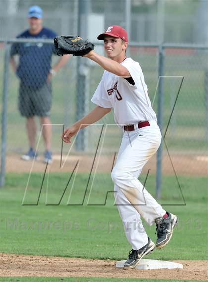 Thumbnail 1 in Villa Park @ Esperanza photogallery.