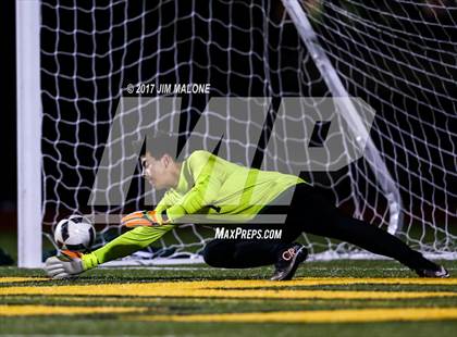 Thumbnail 2 in Kennedy @ Moreau Catholic photogallery.