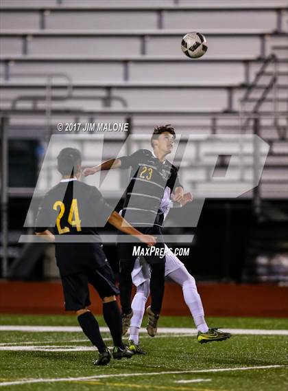 Thumbnail 3 in Kennedy @ Moreau Catholic photogallery.