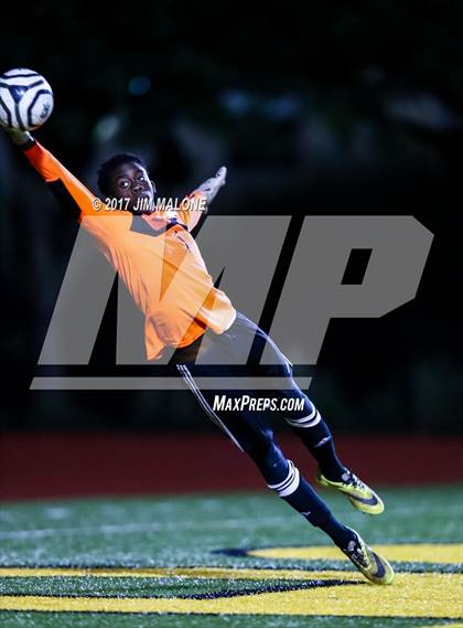 Thumbnail 1 in Kennedy @ Moreau Catholic photogallery.