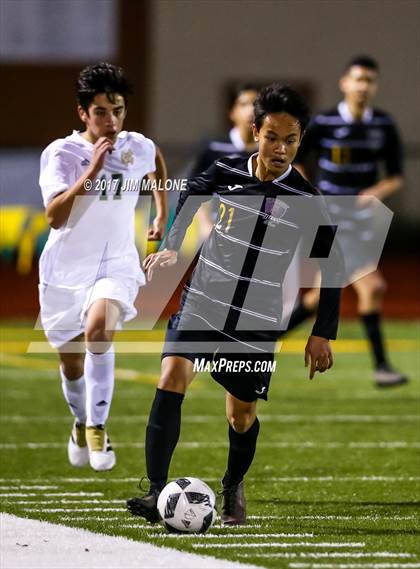 Thumbnail 2 in Kennedy @ Moreau Catholic photogallery.